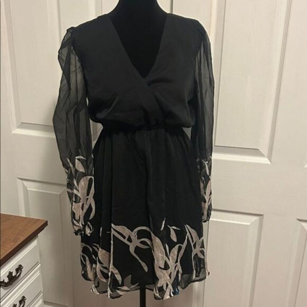 NWT Cupshe Black and Cream Long Sleeve Dress